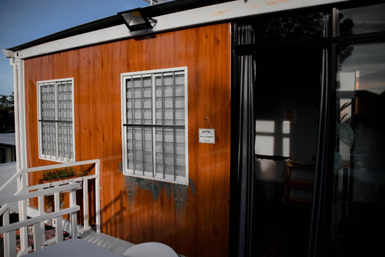 Olive Hostel Roxas City Esterno foto