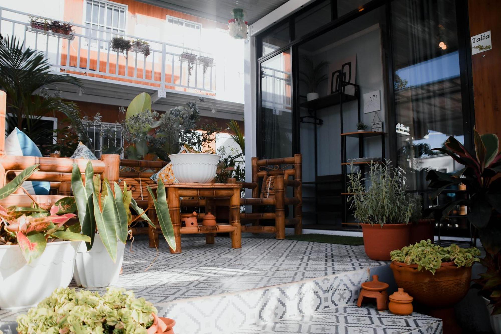 Olive Hostel Roxas City Esterno foto
