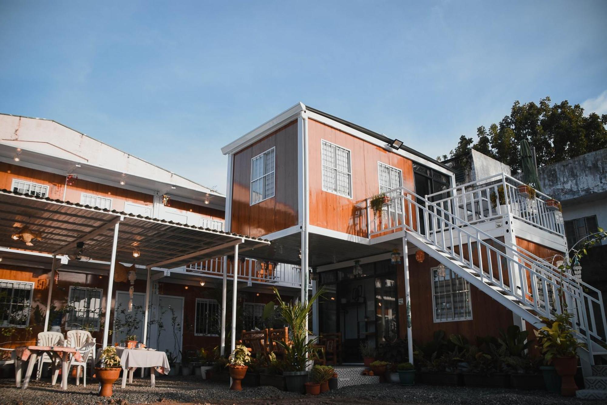 Olive Hostel Roxas City Esterno foto